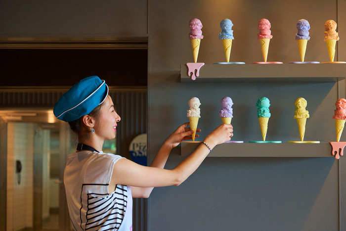 Virgin Voyages Dining Lick me till Ice Cream 10.jpg